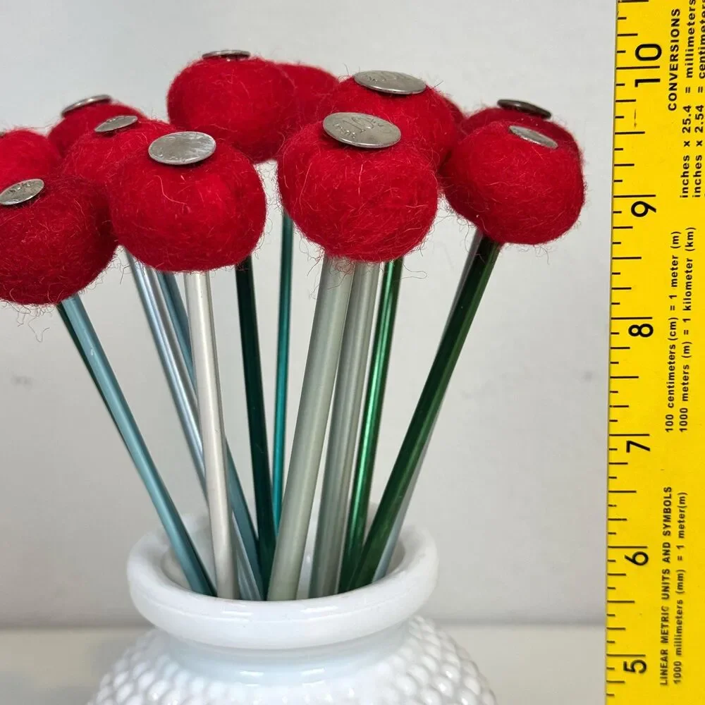 12 Handmade Felted Flowers Knitting Needle Craft Red 10”